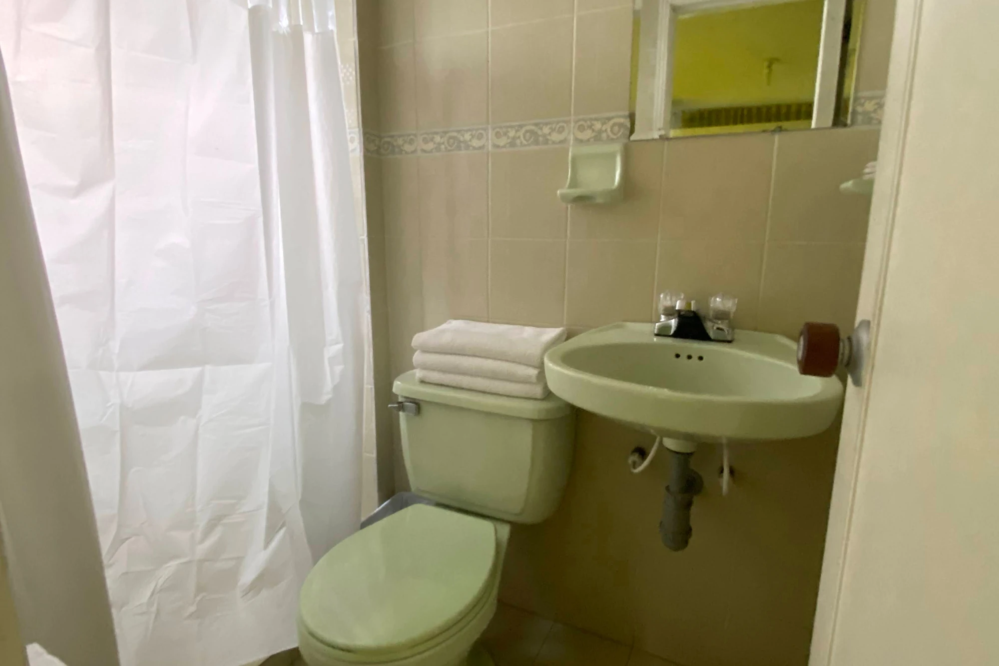 Baños Hotel El Prado Santandercito